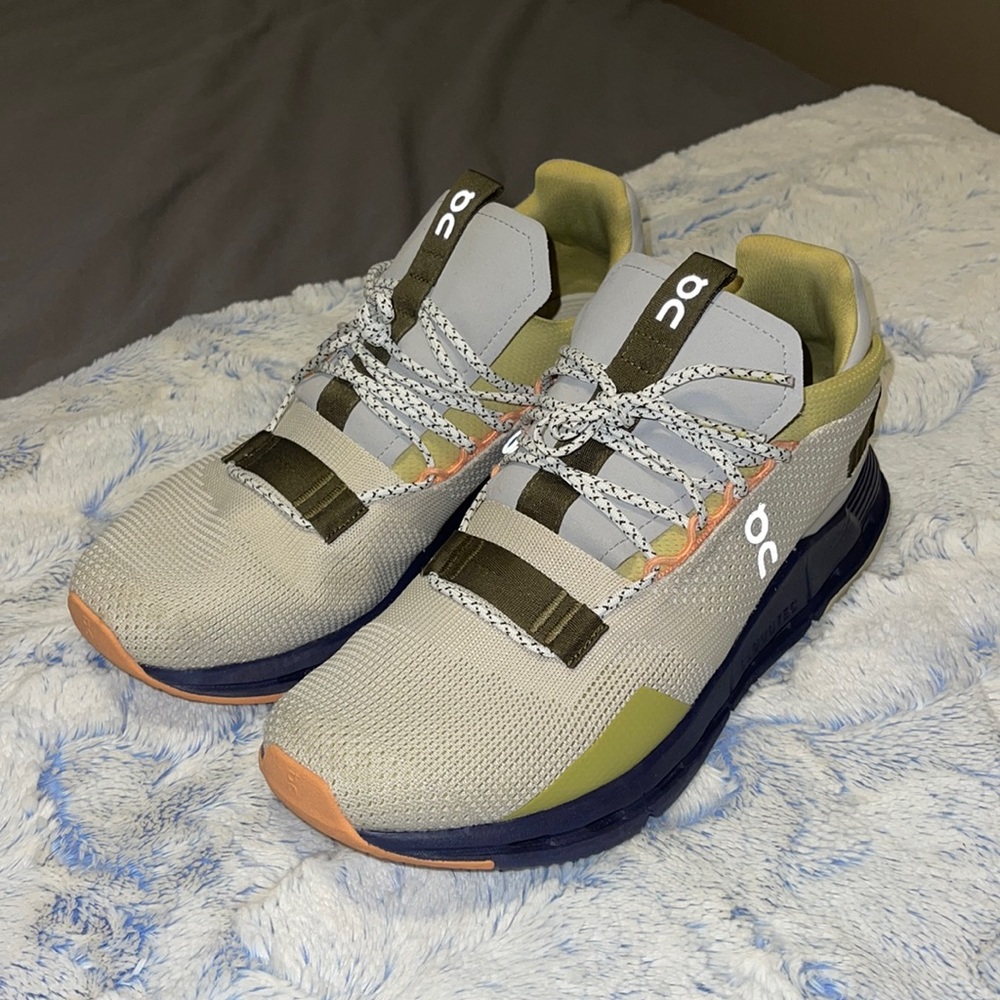 Womens cloudnova